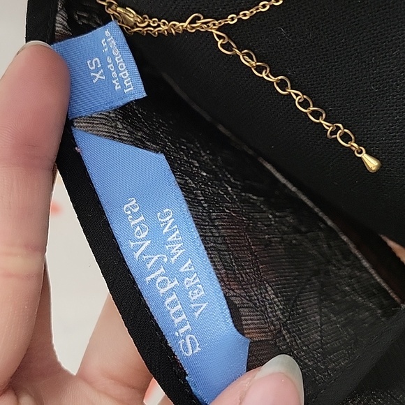 Vera Wang Floral Tank - Picture 5 of 8